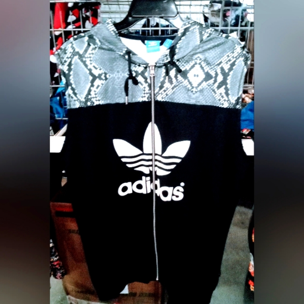 Men's hoodie shirt